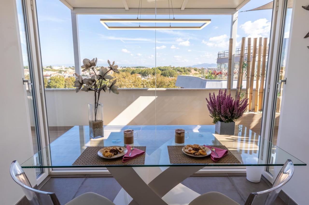 Penthouse With A Panoramic Rooftop In Trastevere With Seasonally Jacuzzi Ρώμη Εξωτερικό φωτογραφία