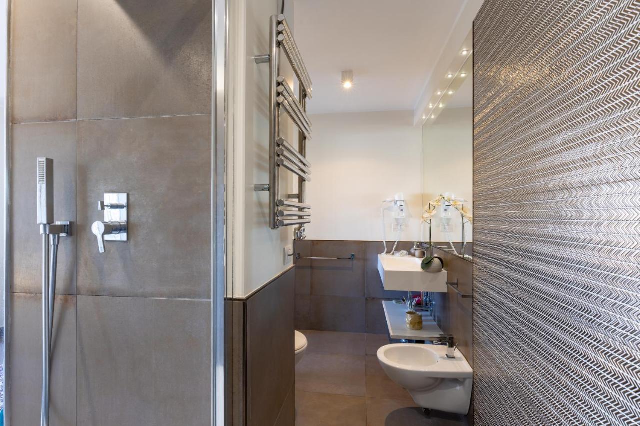 Penthouse With A Panoramic Rooftop In Trastevere With Seasonally Jacuzzi Ρώμη Εξωτερικό φωτογραφία